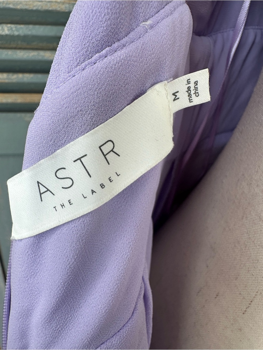 ASTR The Label Zaida Tiered Pleated Side Slit Maxi Dress Lavender Yellow Sz M - Picture 14 of 16